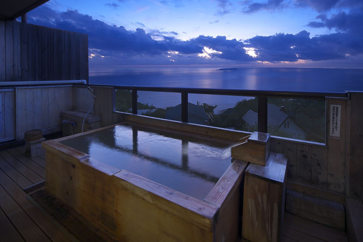 9b2e73_732c57b8a20641a19c7f0913f3c73644~mv2